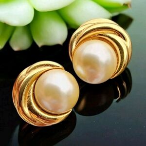Vintage Signed KJL Kenneth Jay Lane Faux Pearl Clip On Earrings Statement